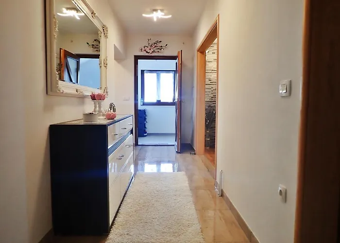Dane Apartman *