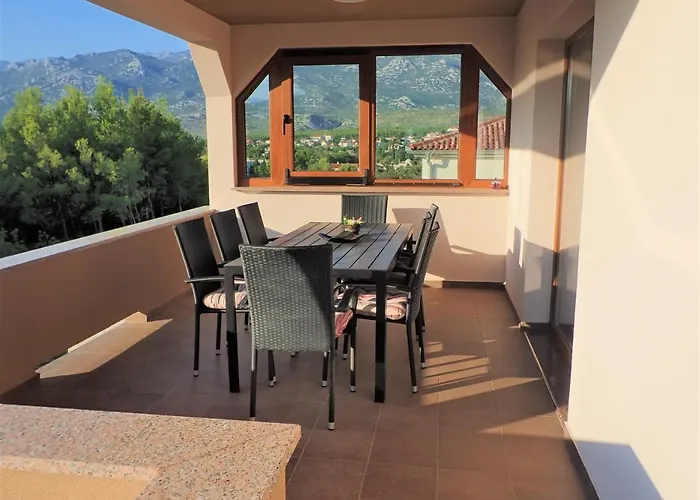 Dane Apartman Rovanjska