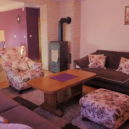 Dane Apartman *