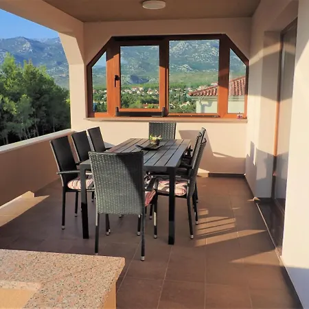Dane Apartament Rovanjska