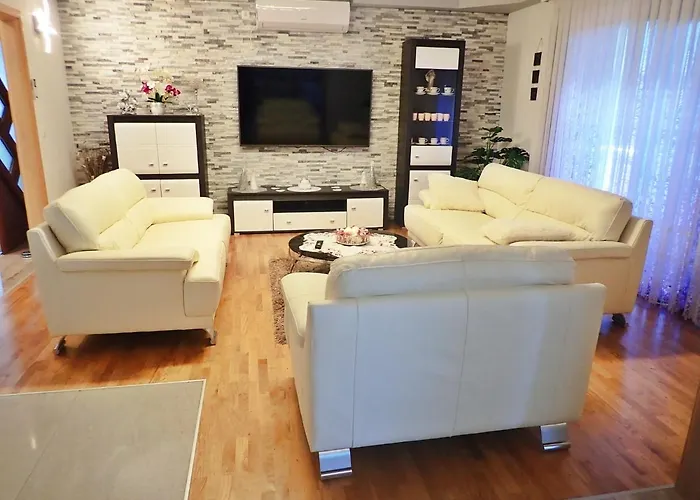 Dane Рованьска